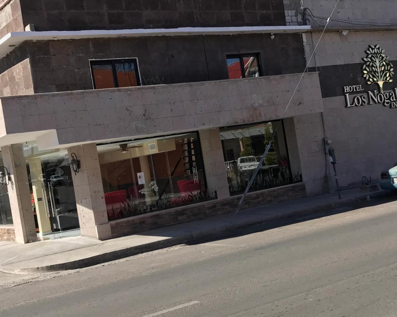 Los Nogales Inn Camargo Eksteriør billede